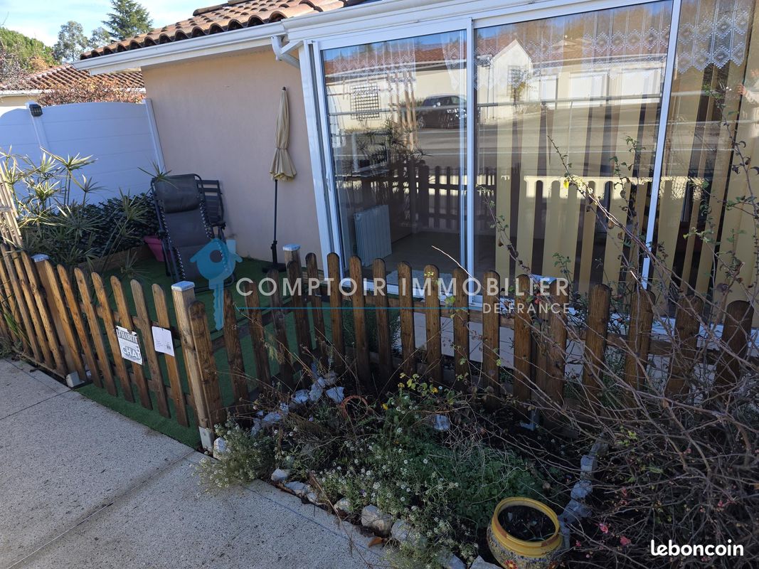 Maison 3 pièces 90 m² · à Ruoms · 90 m² · 296 800 €