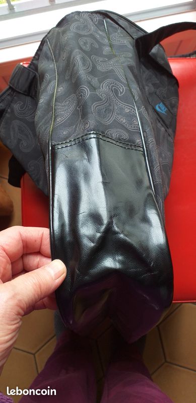 Sac fourre tout marque Nike (image 12)