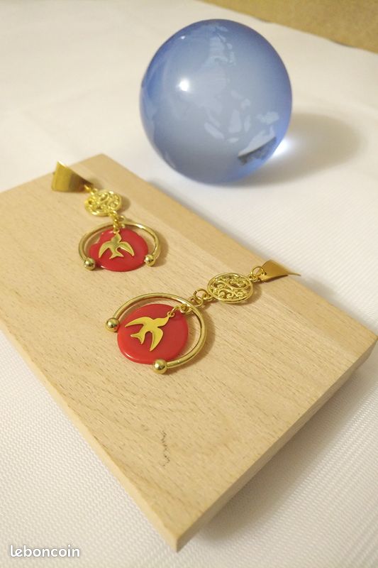 Boucles d'oreille rouge et or (image 5)