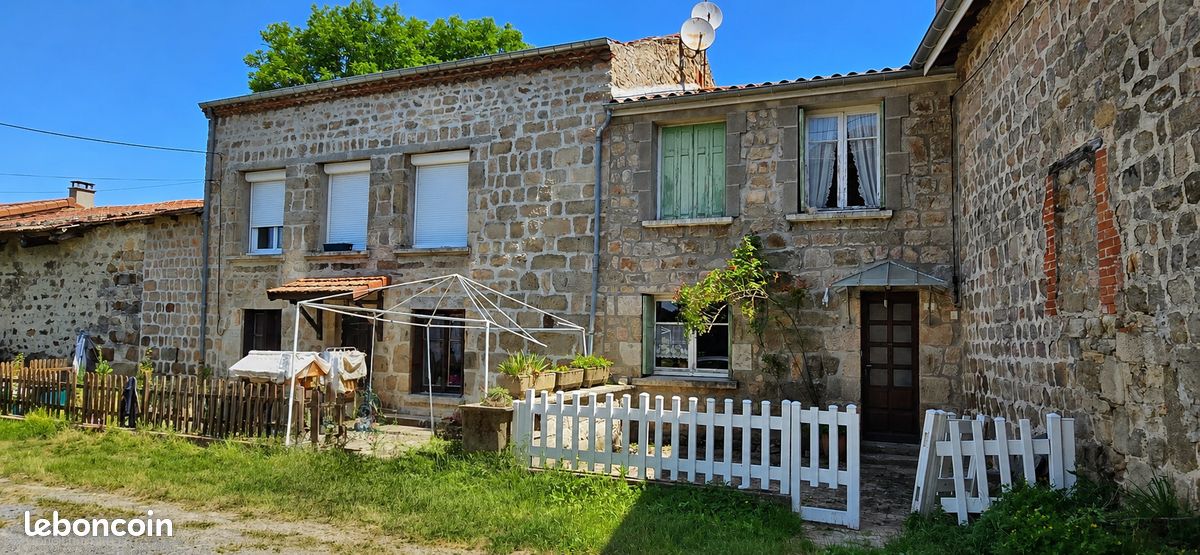 Maison 4 pièces 80 m² · à Sainte-Sigolène · 80 m² · 131 000 €