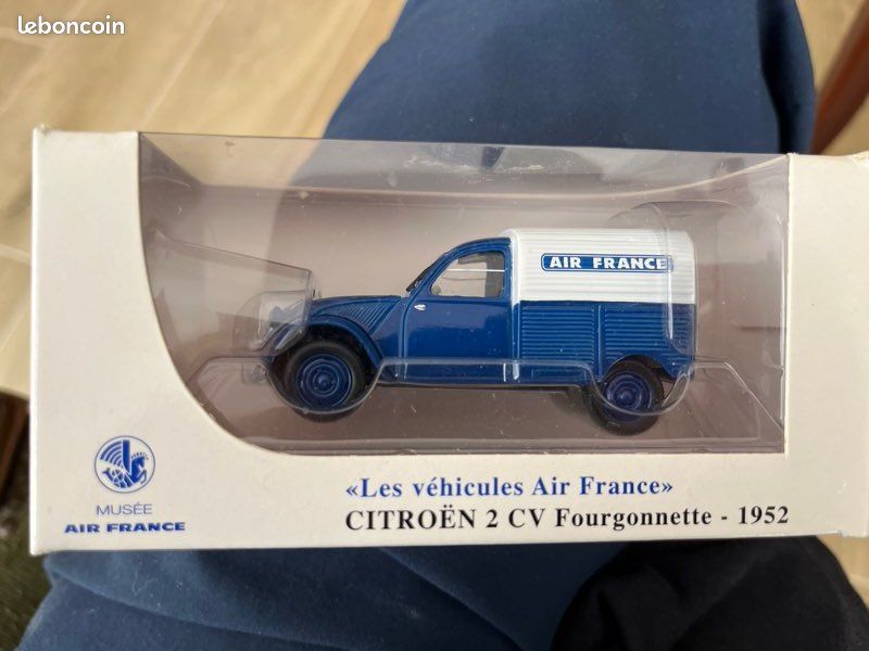 2CV55 VOITURE 1/43 NOREV Citroen : 2CV Pathé-Marconi 1957 Television
