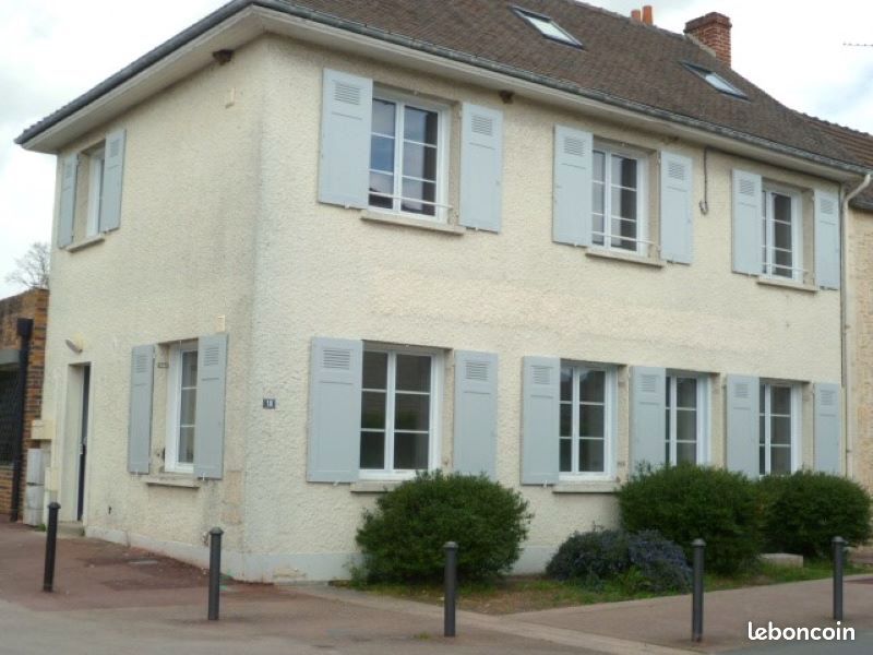 Appartement 2 pièces 47 m² · à Démouville · 47 m² · 552 €