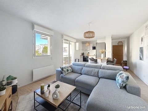 Appartement 2 pièces 52 m² · à Bordeaux · 52 m² · 985 €/mois
