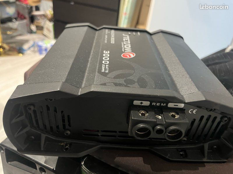 Vend ampli stestom 9000 watt (image 1)