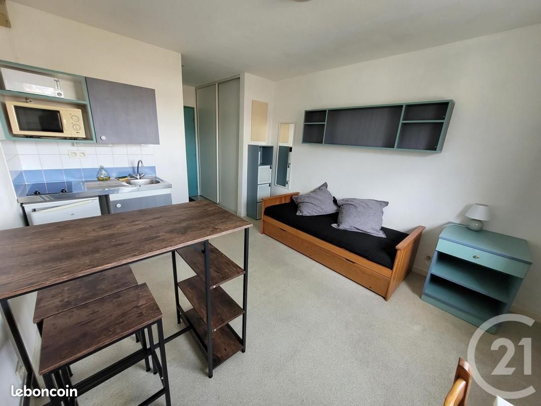 Appartement 1 pièce 18 m² - Bordeaux 33800 (image principale 0)
