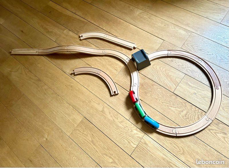 IKEA / circuit petit train (image 4)