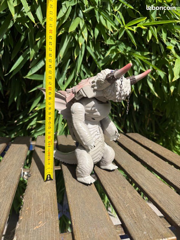 Bewilderbeast how train your dragon figure (image 1)