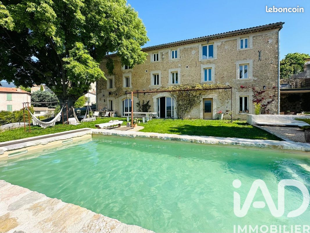 Maison 9 pièces 238 m² · à Fayence · 238 m² · 1 700 000 €