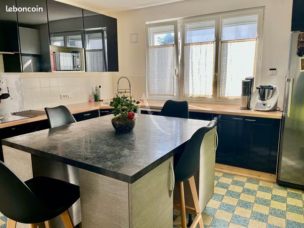 Maison 7 pièces 141 m²