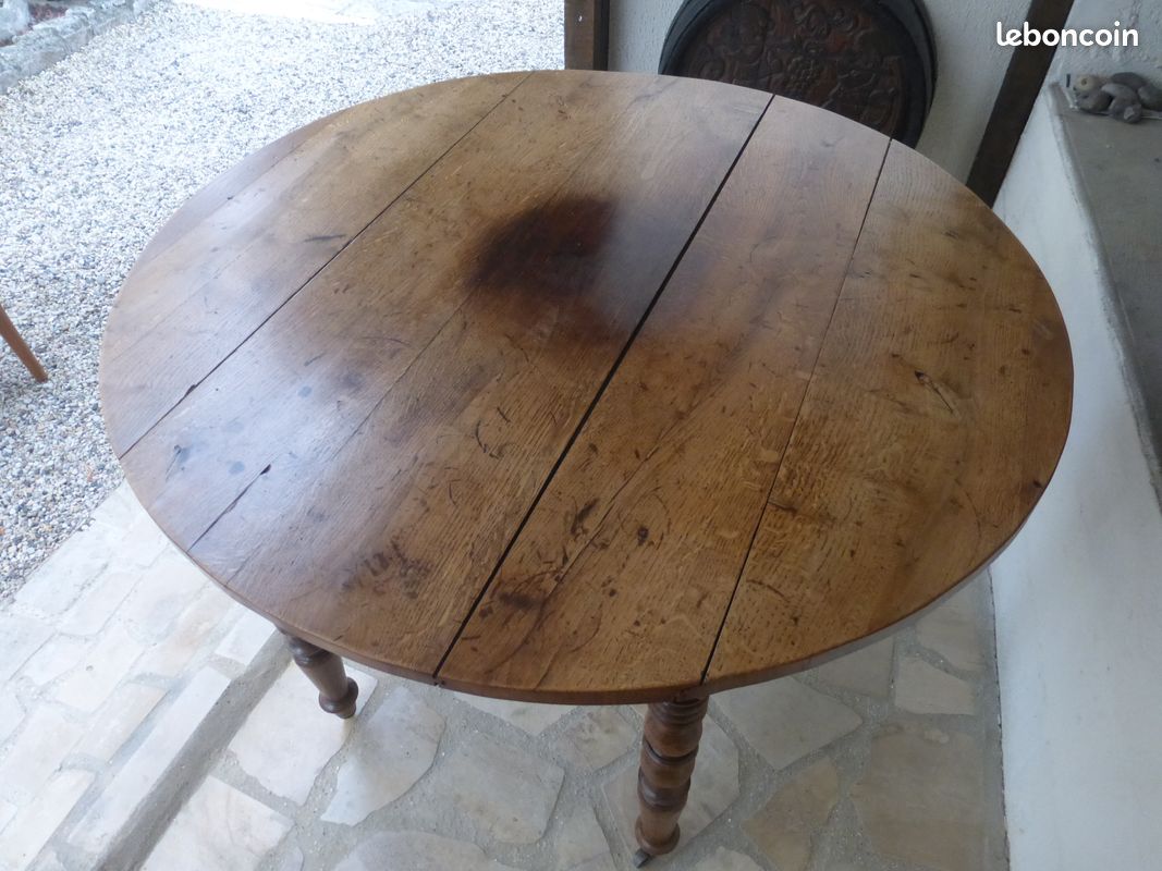 Table ronde + chaises (image 2)