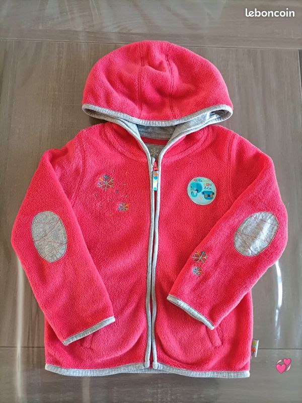 Lot de vêtements fille 4 ans Automne Hiver (image 2)