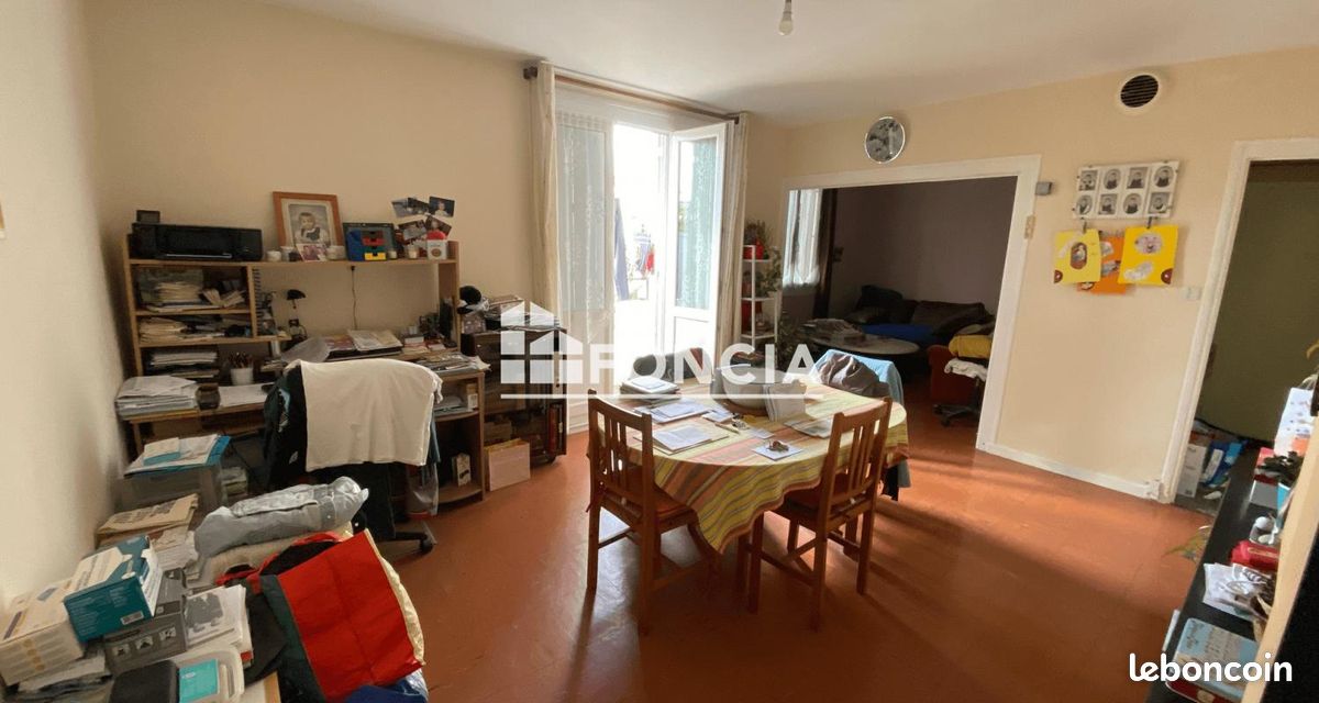 Appartement 3 pièces 72 m² - Rochefort 17300 (image principale 0)