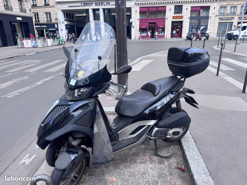 Scooter Piaggio MP3 Yourban 300cc (image 4)