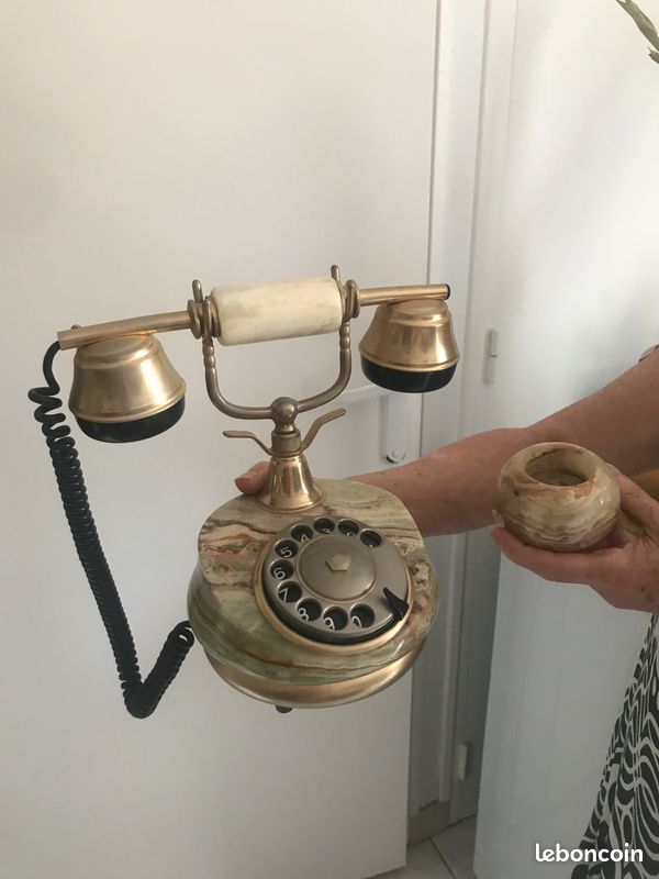 Vend téléphone rétro (image 1)