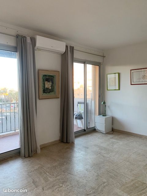 Appartement 1 pièce 23 m² · à Hyères · 23,3 m² · 527 €/mois