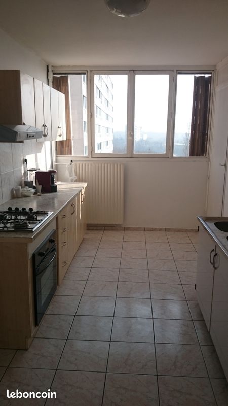 Appartement 3 pièces 68 m² · à Rillieux-la-Pape · 68 m² · 810 €