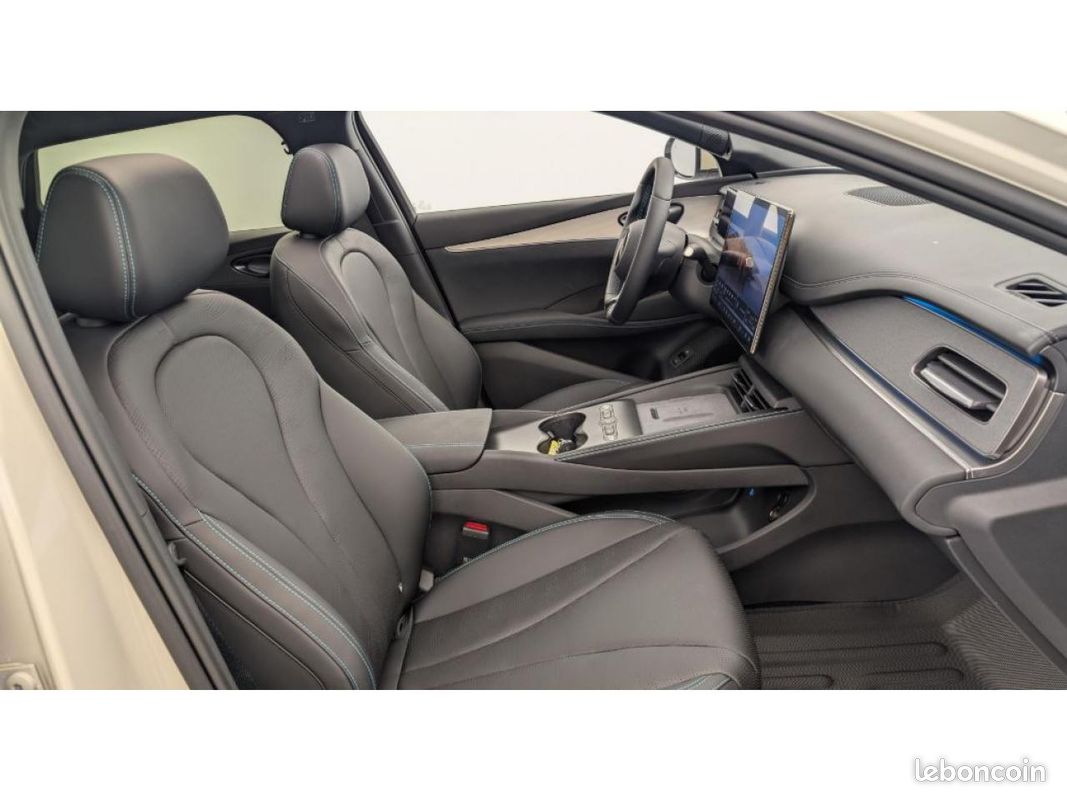 BYD SEAL 6 Touring 1.5 - 212 TOURING BREAK Comfort (image 21)