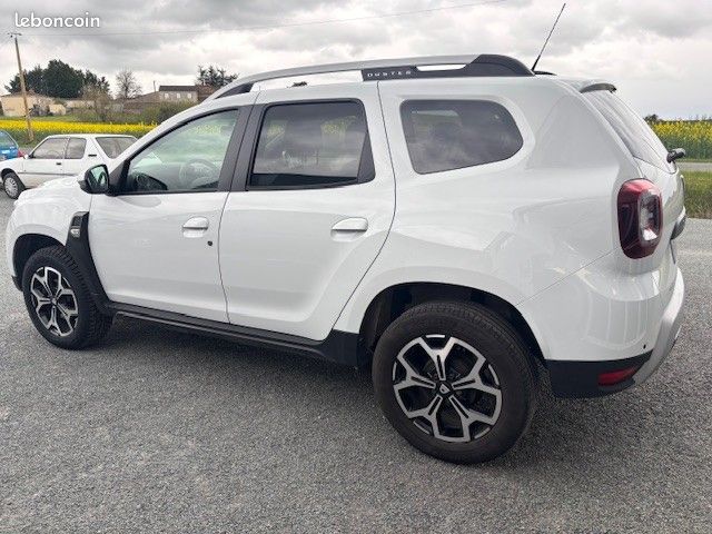 Magnifique Dacia Duster 1.5 dci 115 Prestige (image 4)