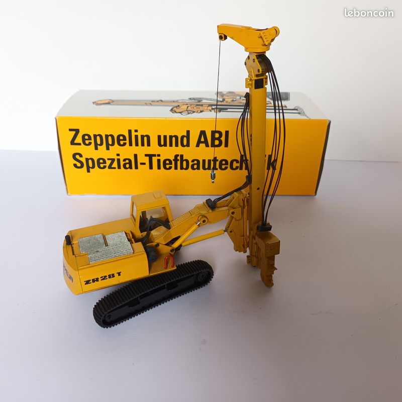 Maquette Conrad 1/50 - Zeppelin ZR28 T Abi Mobilran (réf. Conrad 2815) - Occasion