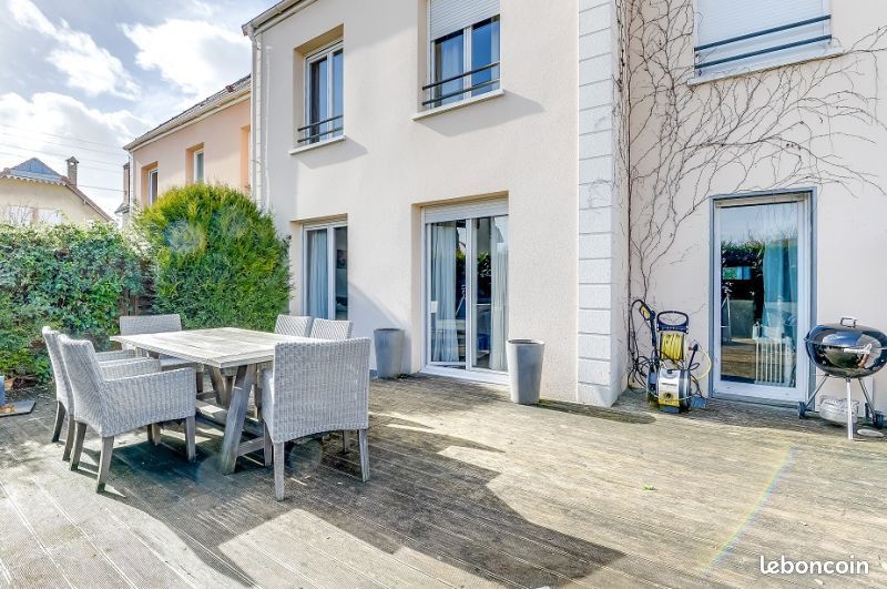 Appartement 4 pièces 121 m²