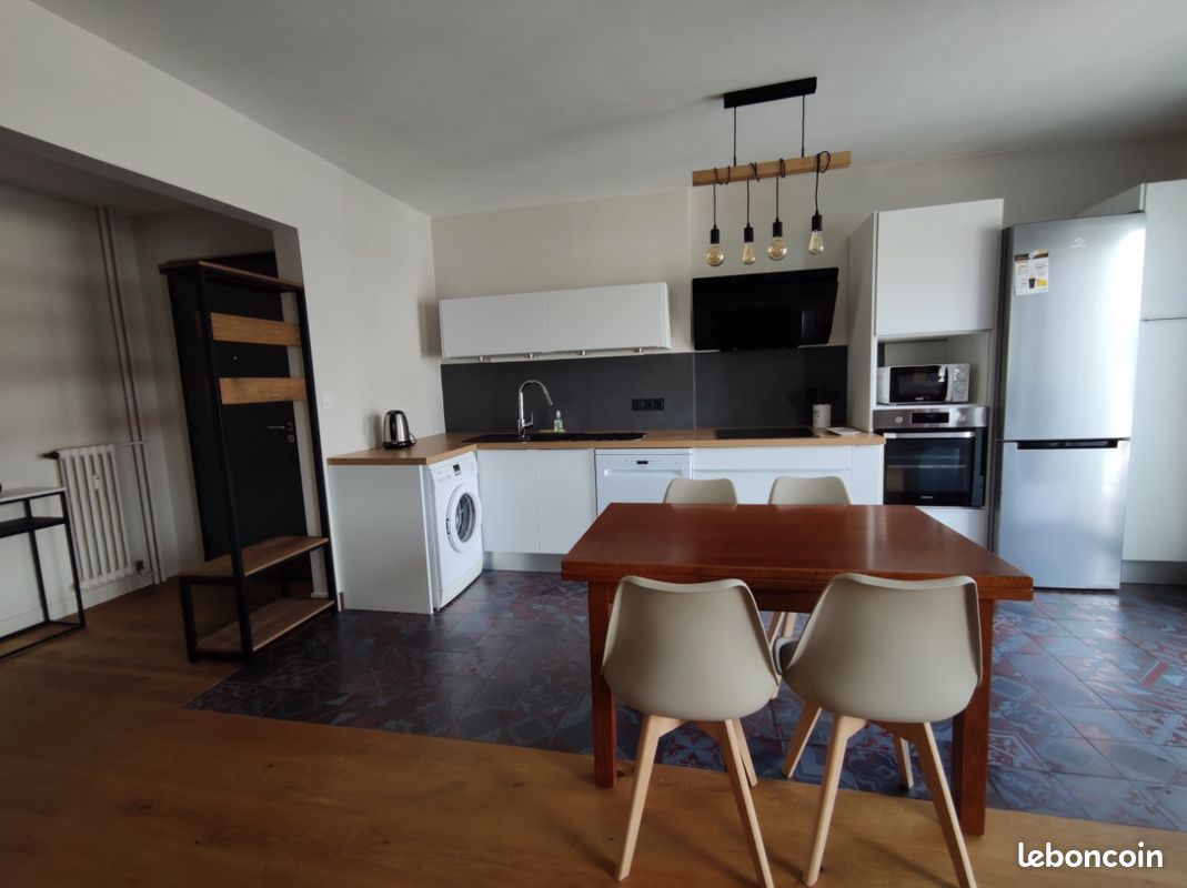 Appartement 3 pièces 70 m² · à Saint-Étienne · 70 m² · 790 €/mois