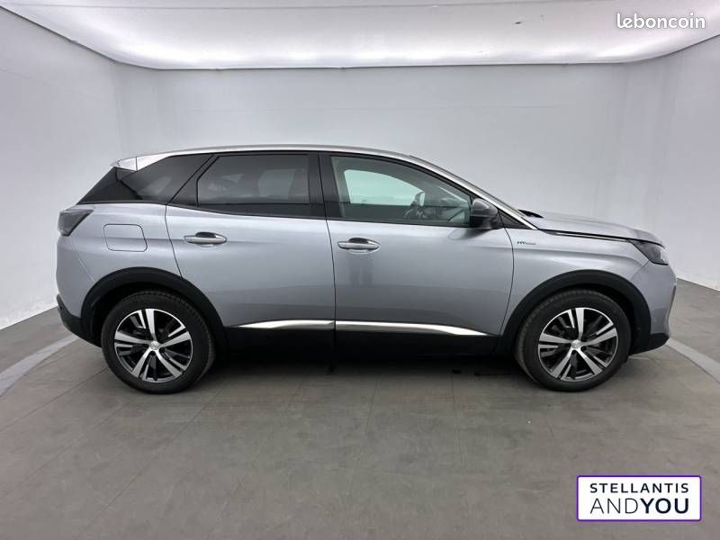Peugeot 3008 Hybrid 225 e-EAT8 Allure Pack (image 4)