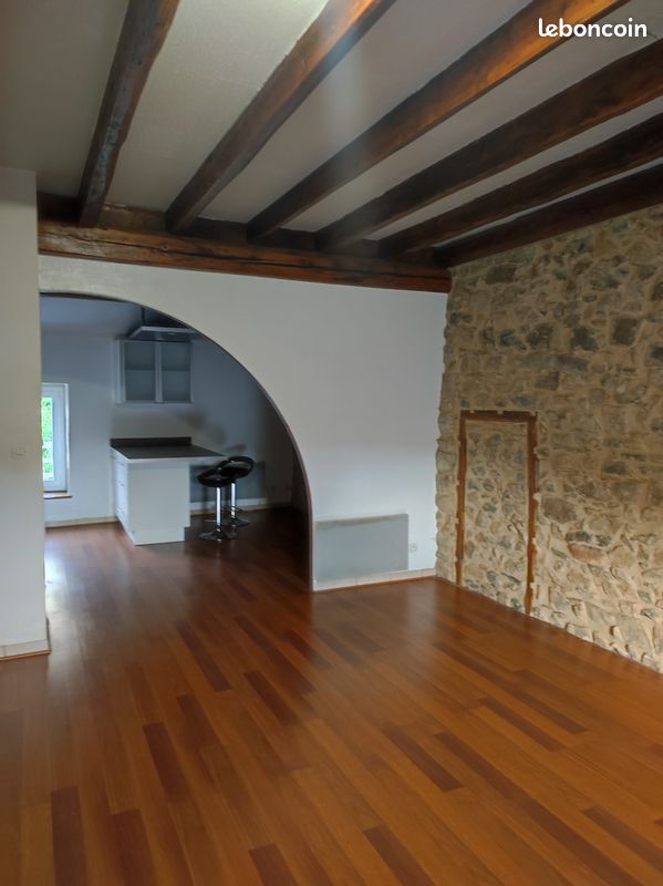 Appartement 3 pièces 75 m² · à Tarare · 75 m² · 710 €
