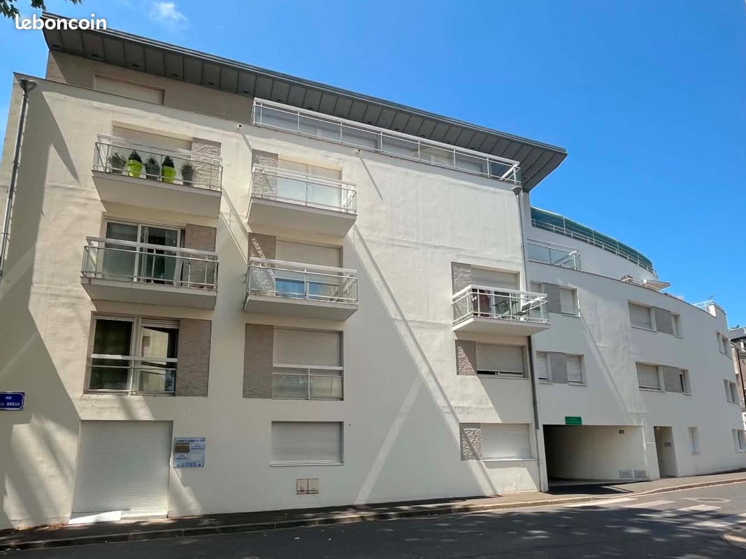 Appartement 1 pièce 16 m² · à Tours · 16,3 m² · 520 €