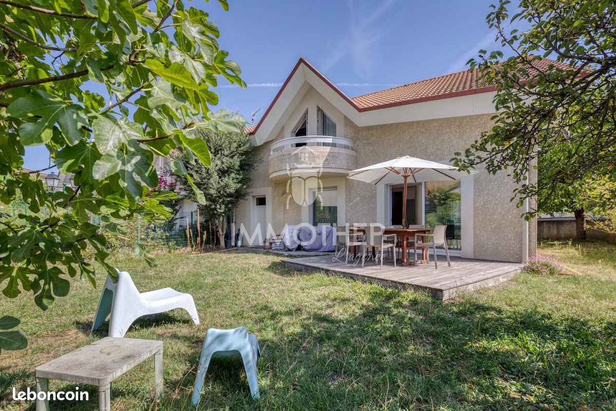 Maison 5 pièces 109 m² · à Sassenage · 109 m² · 420 000 €