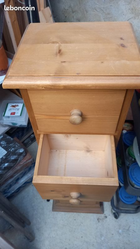 Commode étroite interior's (image 3)