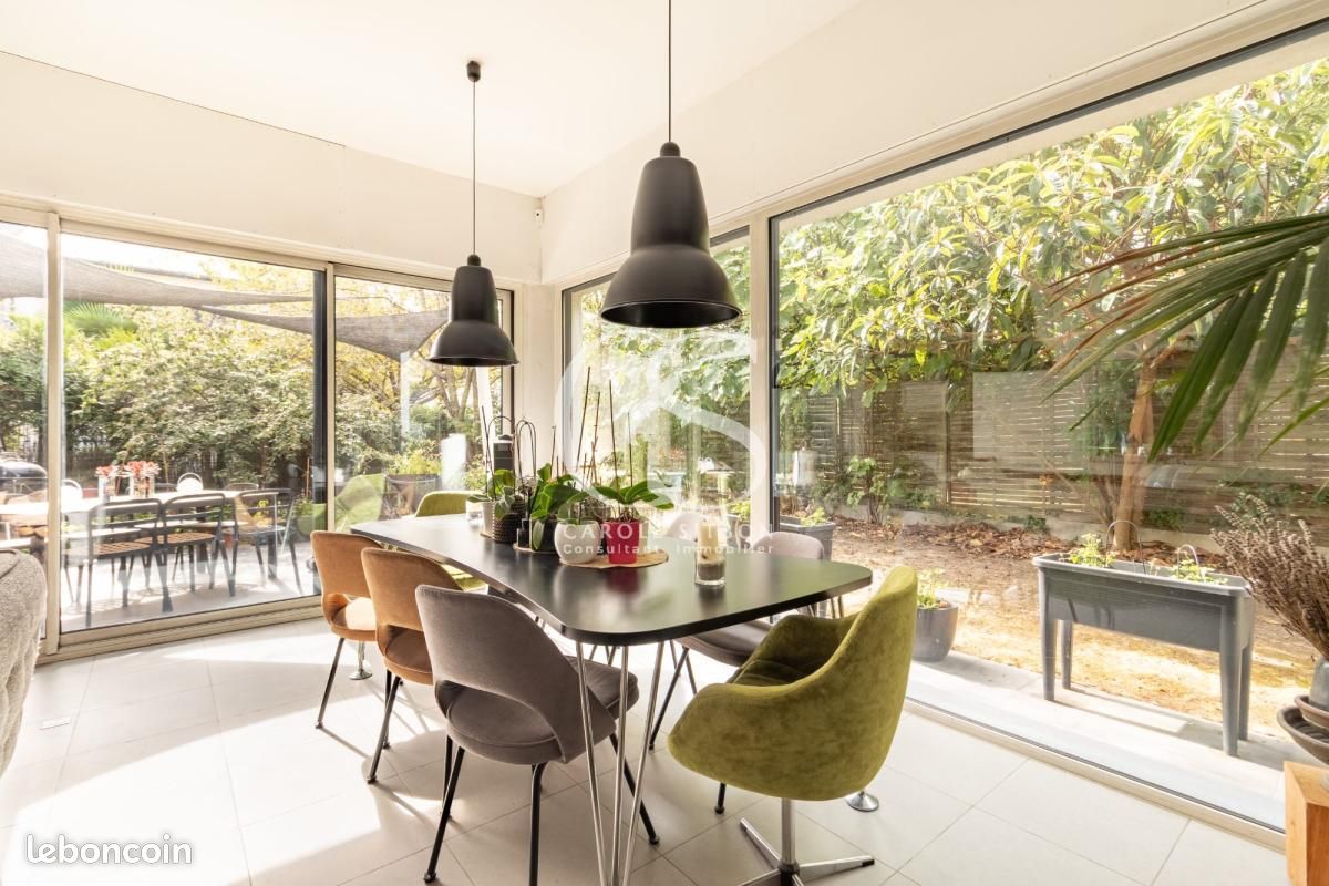 Maison 6 pièces 157 m² · à Montreuil · 157 m² · 870 000 €