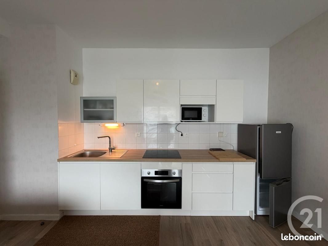 Appartement 3 pièces 61 m² · à Saint-Jacques-de-la-Lande · 61 m² · 900 €/mois