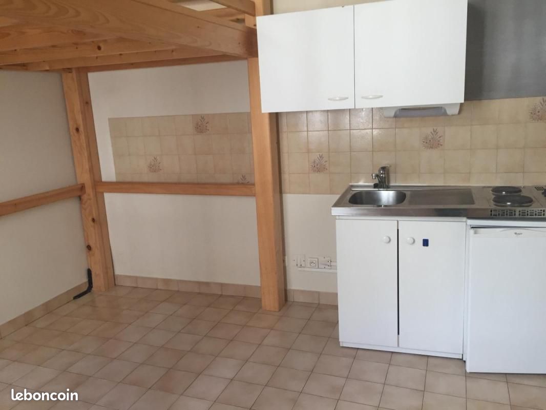 Appartement 1 pièce 18 m² · à Tours · 18 m² · 420 €/mois
