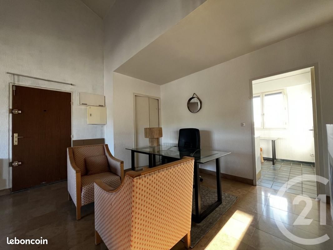 Appartement a louer beaune - 4 pièce(s) - 132 m2 - Surfyn