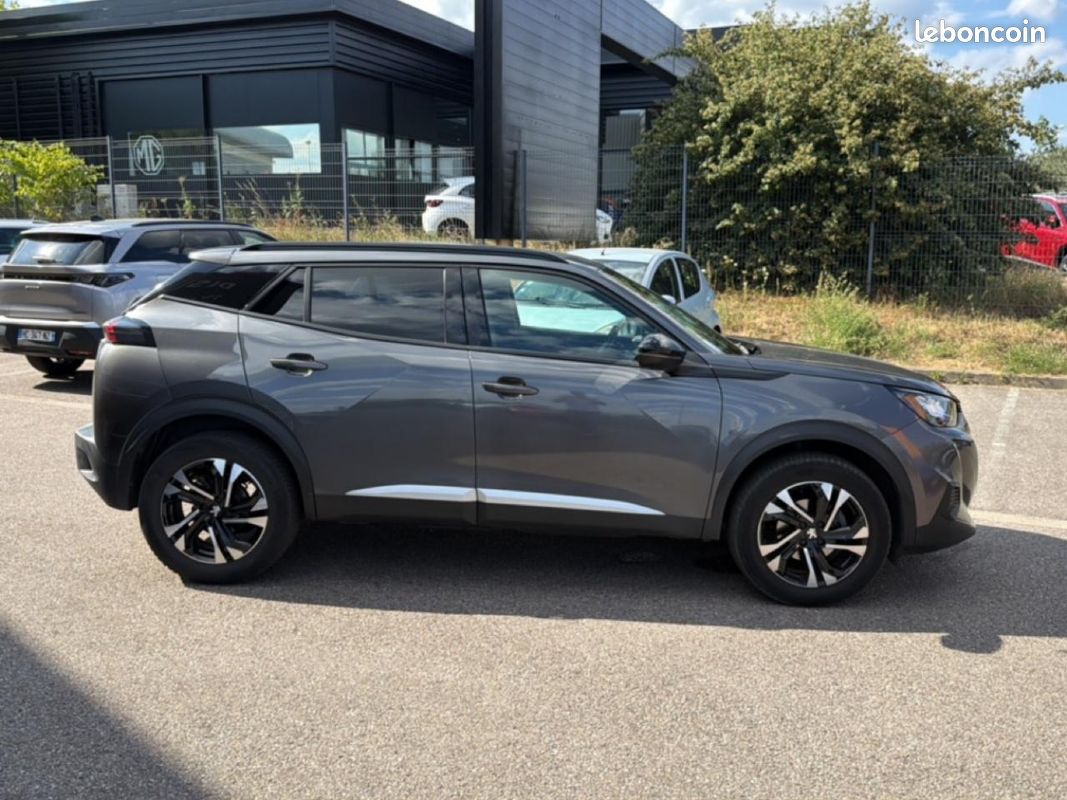 PEUGEOT 2008 1.5 bluehdi 110 s&s allure pack (image 4)