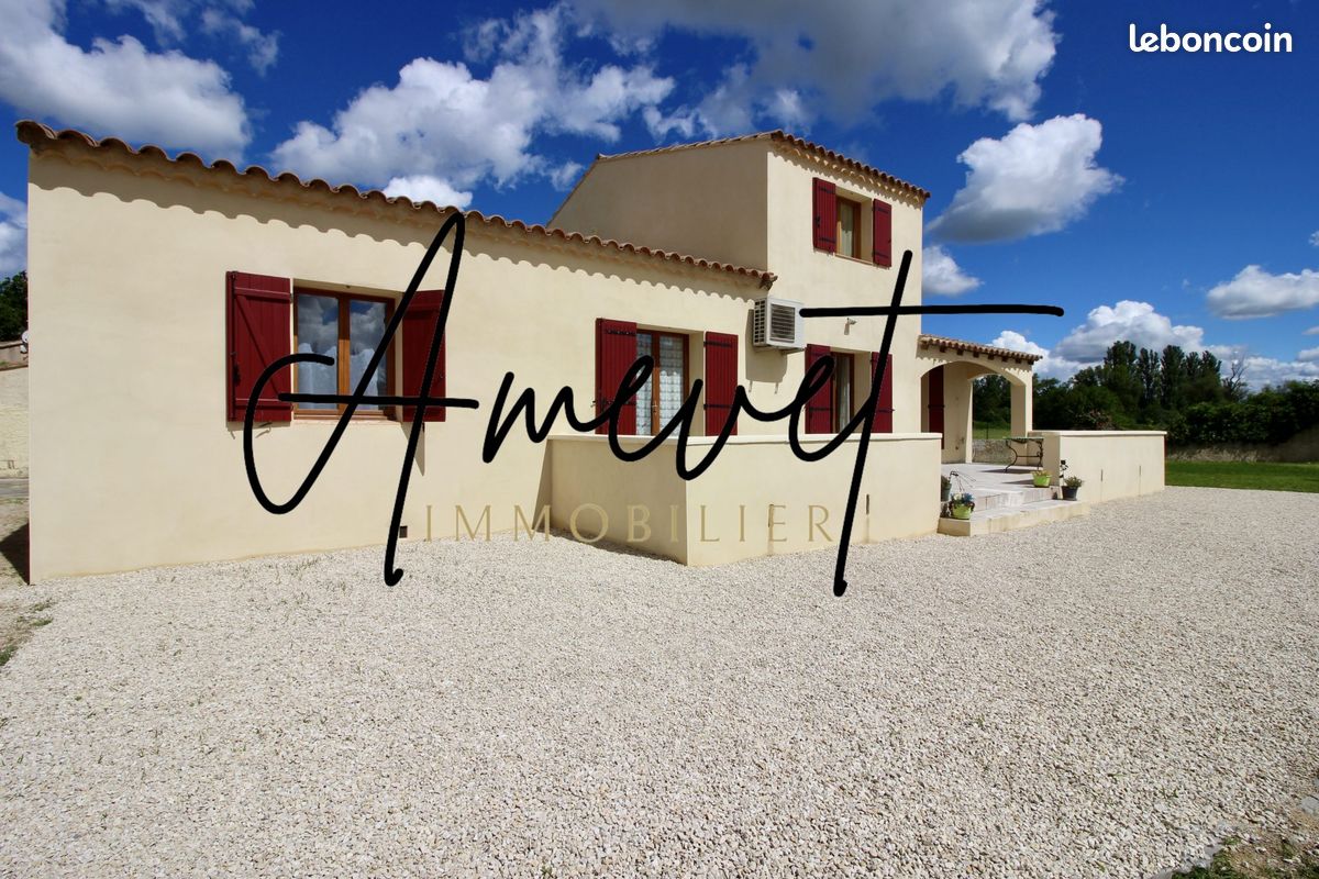 Maison 7 pièces 144 m² · à Saint-Saturnin-lès-Avignon · 144 m² · 430 500 €