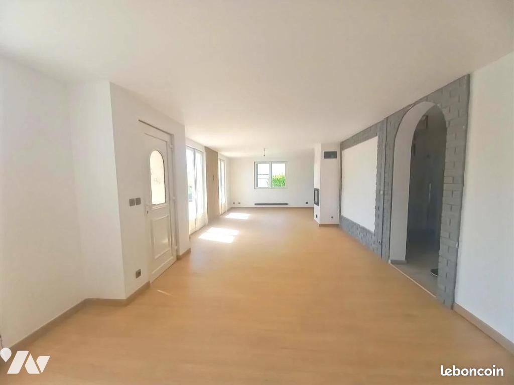 Maison 7 pièces 98 m² · à Villiers-en-Lieu · 98 m² · 120 000 €