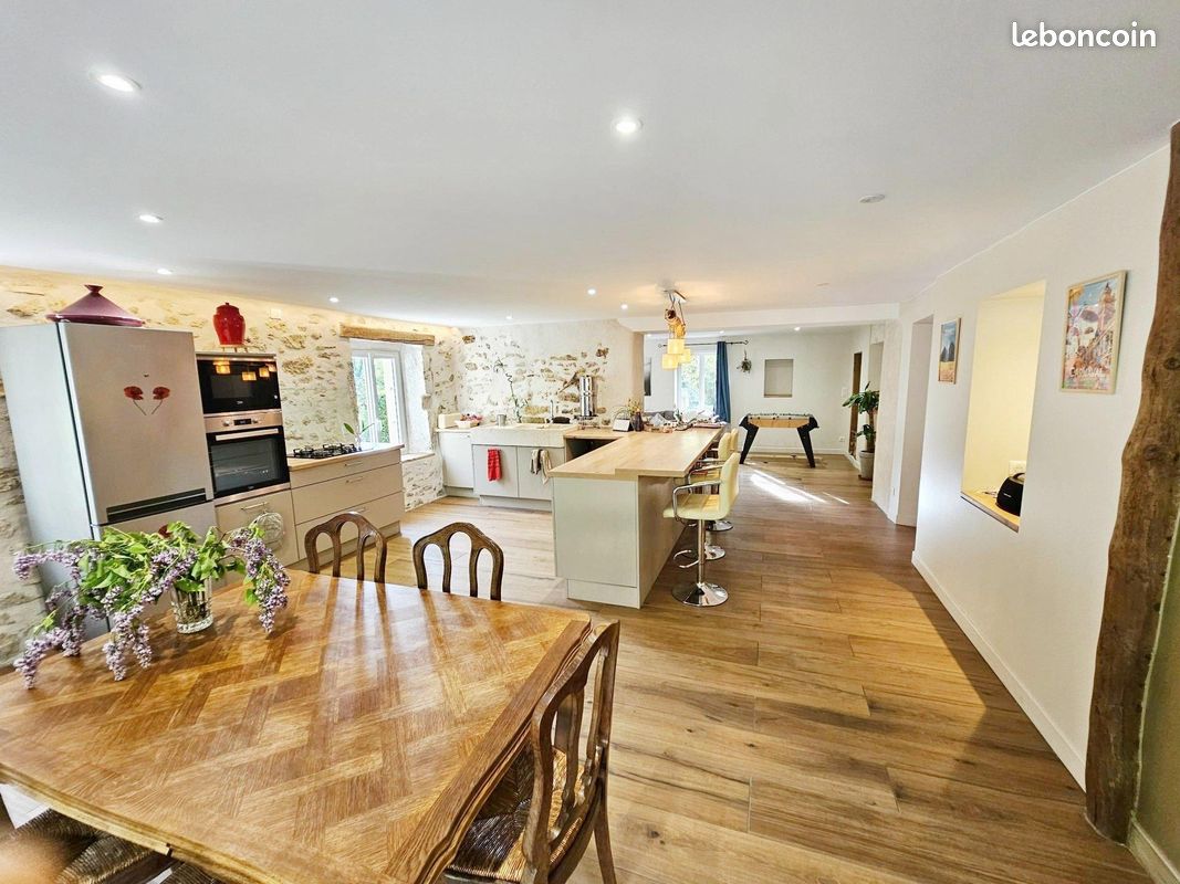 Maison 6 pièces 168 m² · à Saint-Aupre · 168 m² · 395 000 €