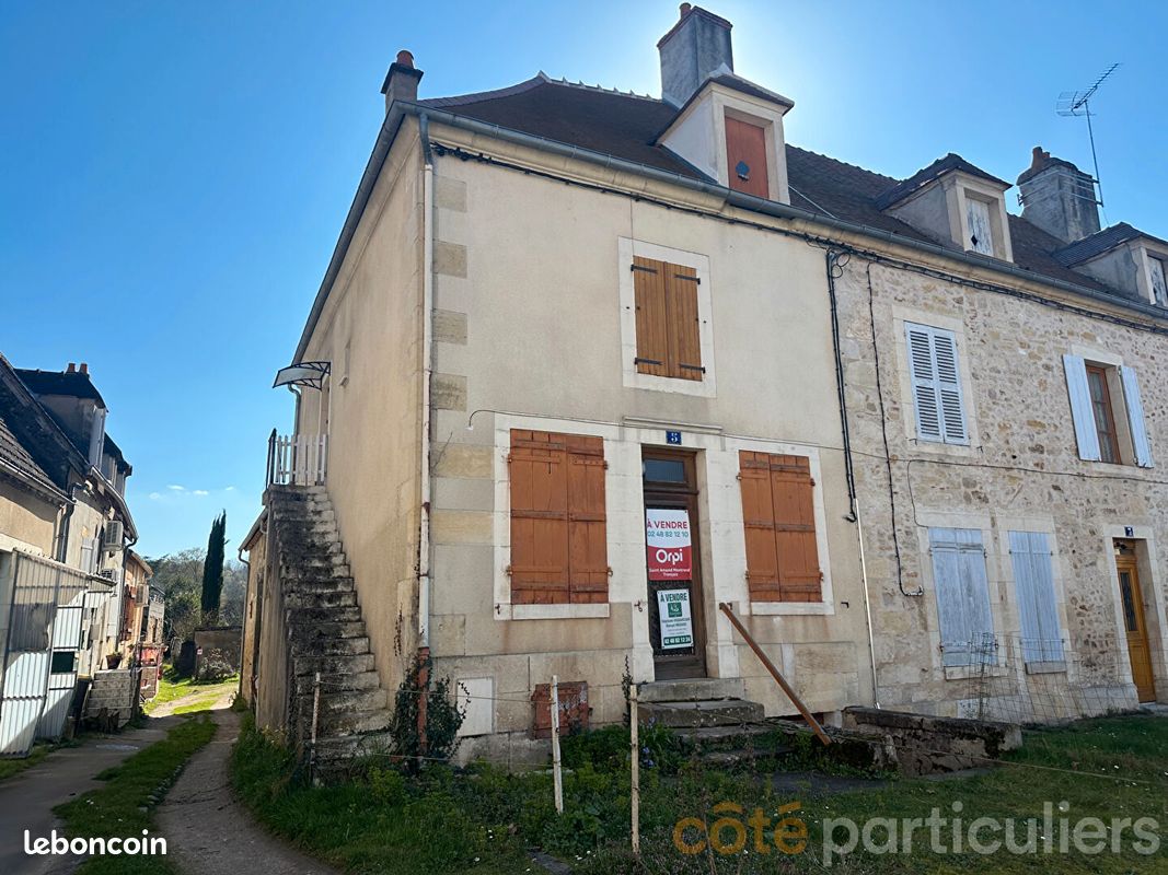 Maison 5 pièces 91 m² · à Saint-Amand-Montrond · 91 m² · 47 000 €