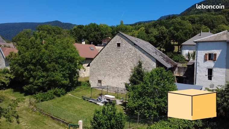 Propriété 5 pièces 144 m²