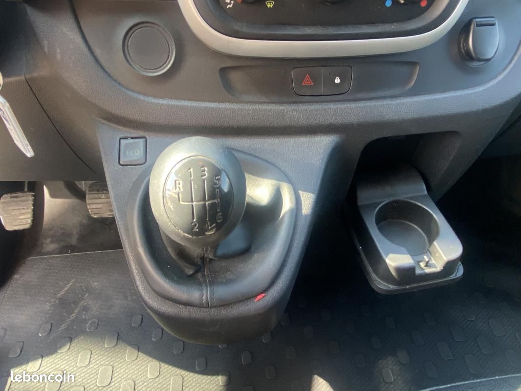 Renault Trafic COMBI L2 Energy ZEN 1.6 dCi 125 CH 9 PLACES (image 30)