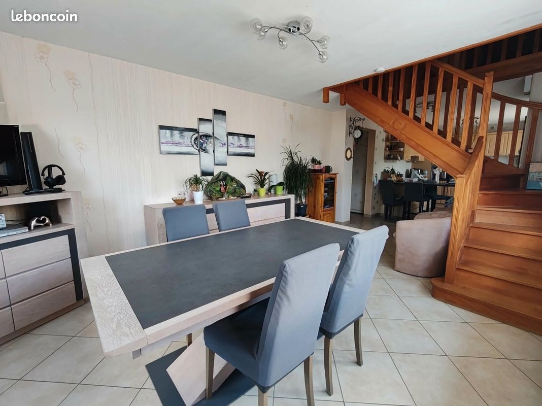 Maison 5 pièces 101 m² · à Bobital · 101 m² · 259 500 €