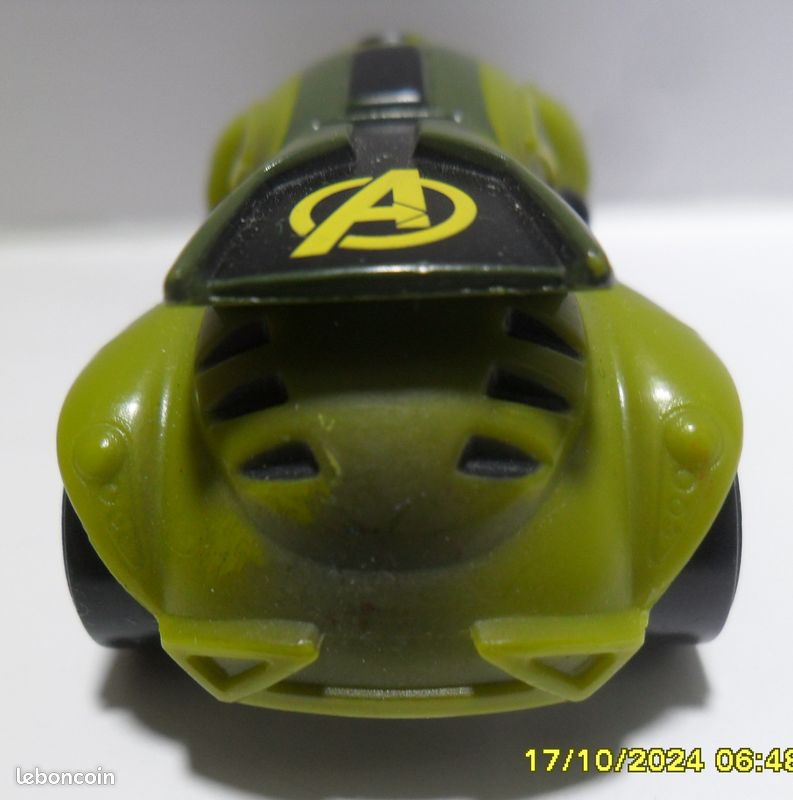 Miniature Majorette HULK Avengers Ech 1/64 02/12 (image 4)