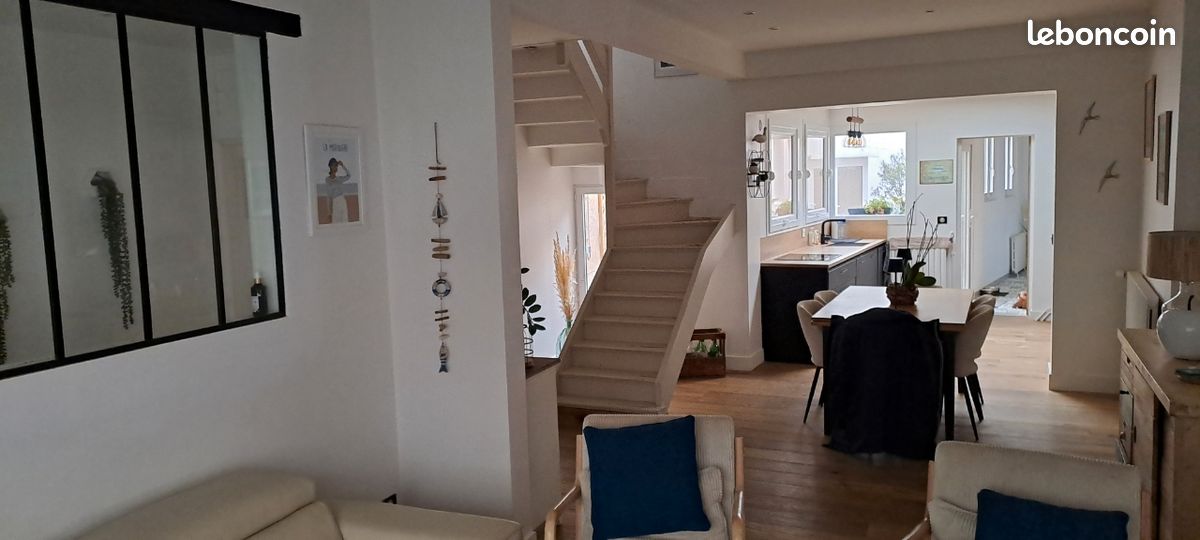 Maison 7 pièces 140 m² · à Fécamp · 140 m² · 1 290 €/mois