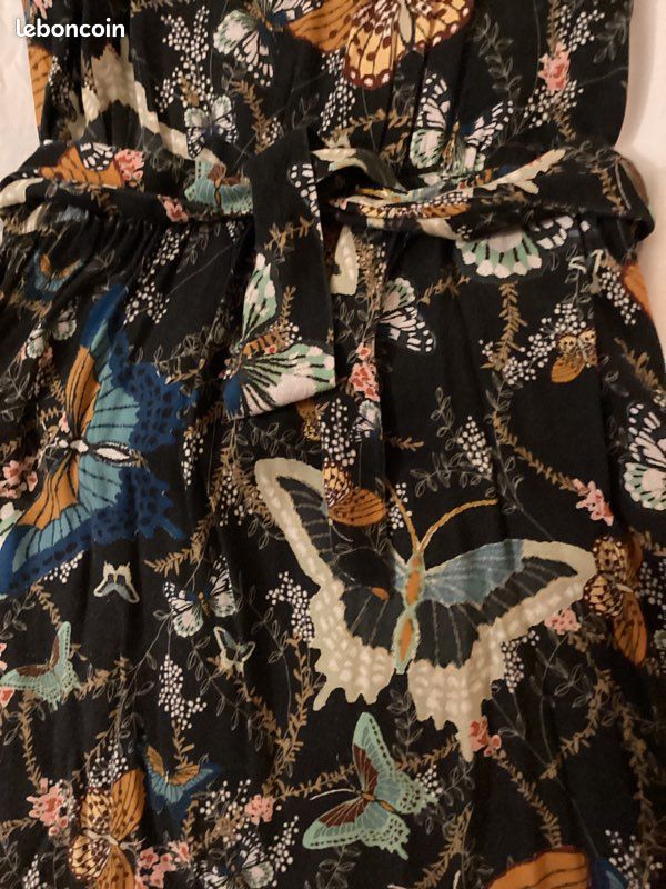 Robe très bon état marque PROMOD fond noir motifs papillons ocre,bleu,vert,beige taille 40 (image 2)
