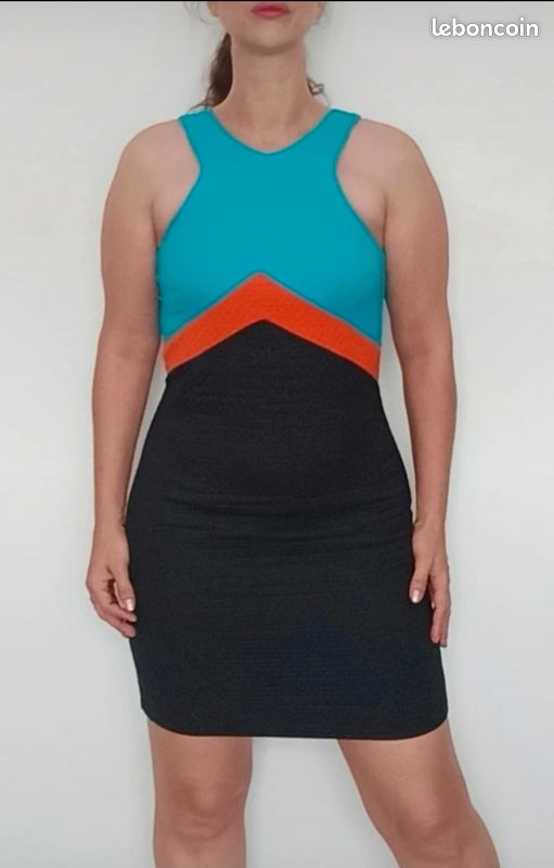 Robe moulante chic nid d abeille pinup taille 38 (image 2)