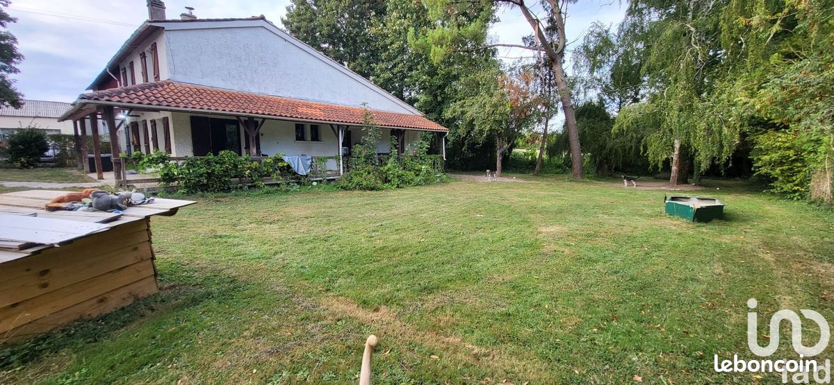 Propriété 12 pièces 190 m² - Aigre 16140 (image principale 2)