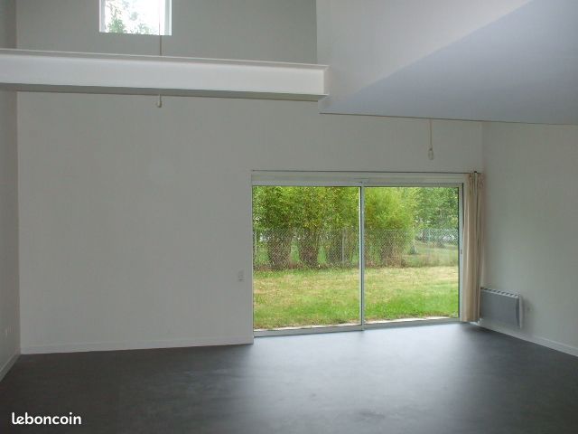 Maison 4 pièces 109 m² · à Les Herbiers · 109 m² · 920 €