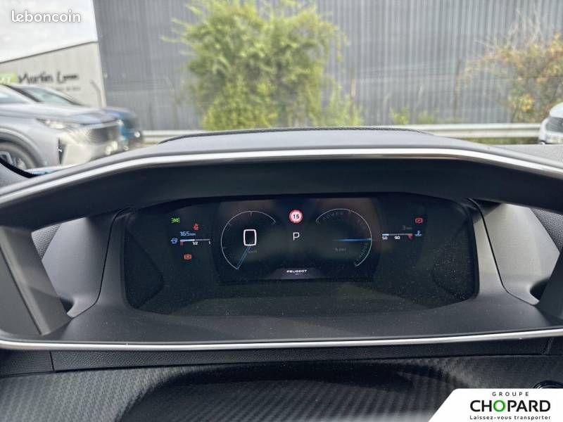 Peugeot 2008 Hybrid 145 e-DCS6 GT Exclusive (image 17)