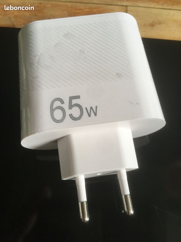 Chargeur rapide 65W 5 USB et 1 prise Type-C (image 11)